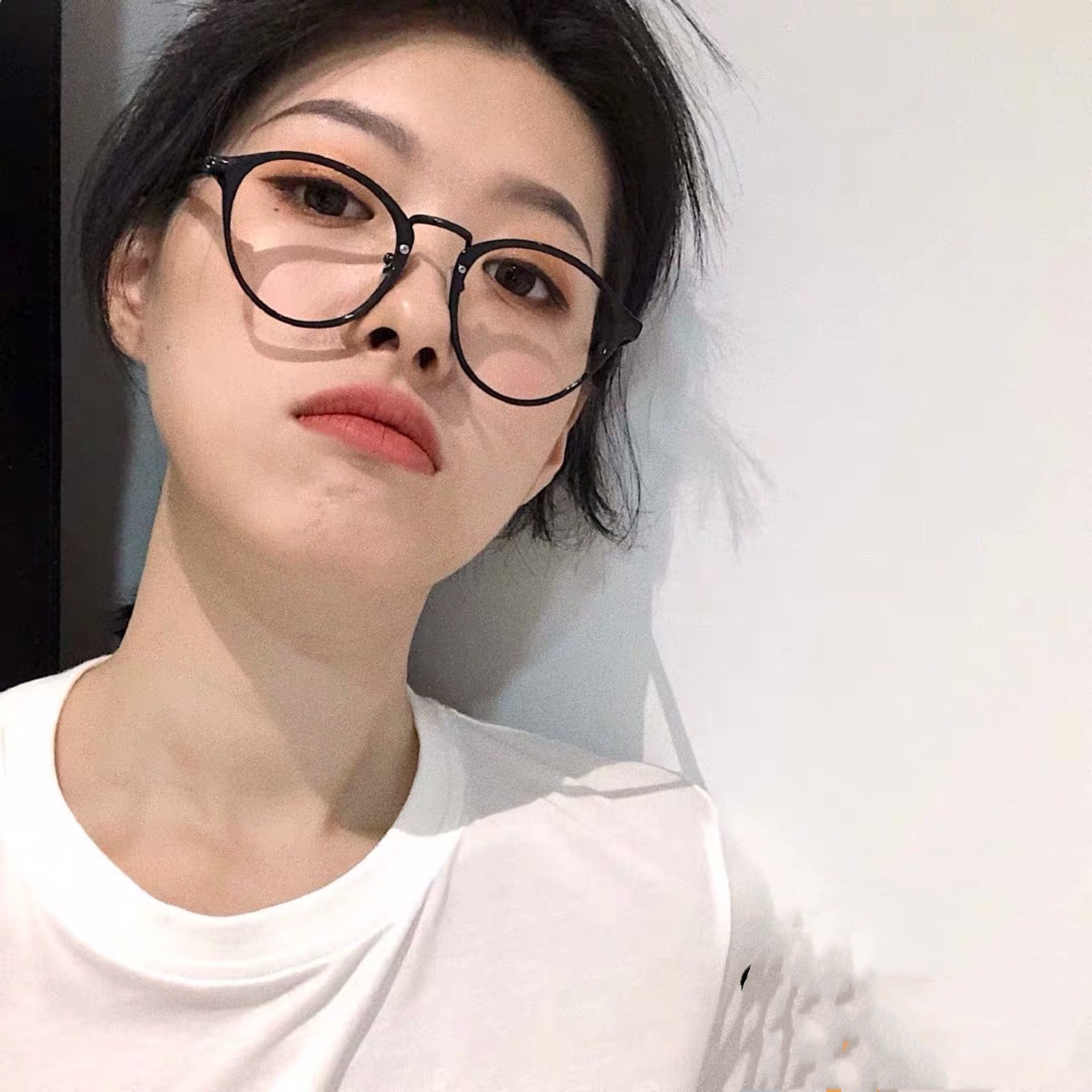 顽童大人同款超轻素颜黑色圆形平光镜小脸女潮时尚复古配近视眼镜