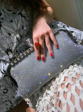 2025新款大容量水钻手提晚宴会包高档手柄手拎水钻女包新娘婚礼包