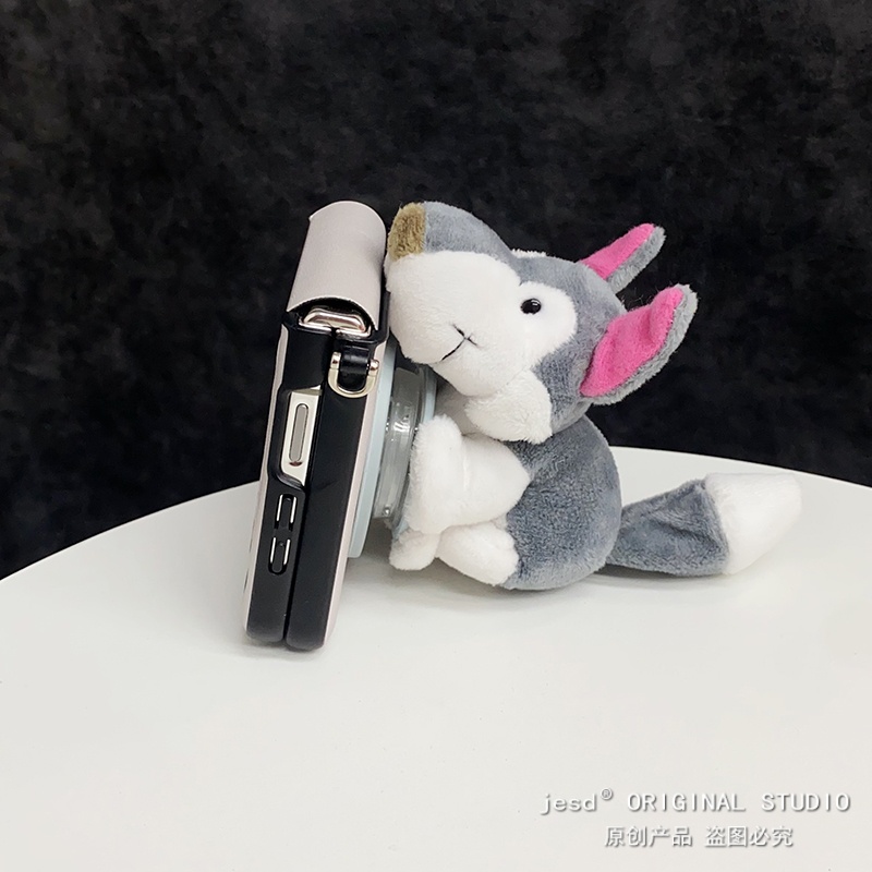秋冬毛绒趴趴公仔哈士奇适用三星zflip765折叠屏purax手机壳华为pocket2小米Mixflip2磁吸支架vflip2硬n3flip