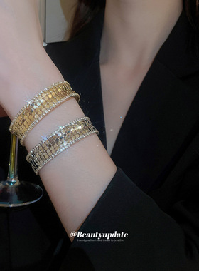 满钻无事牌手镯素圈黄金古法