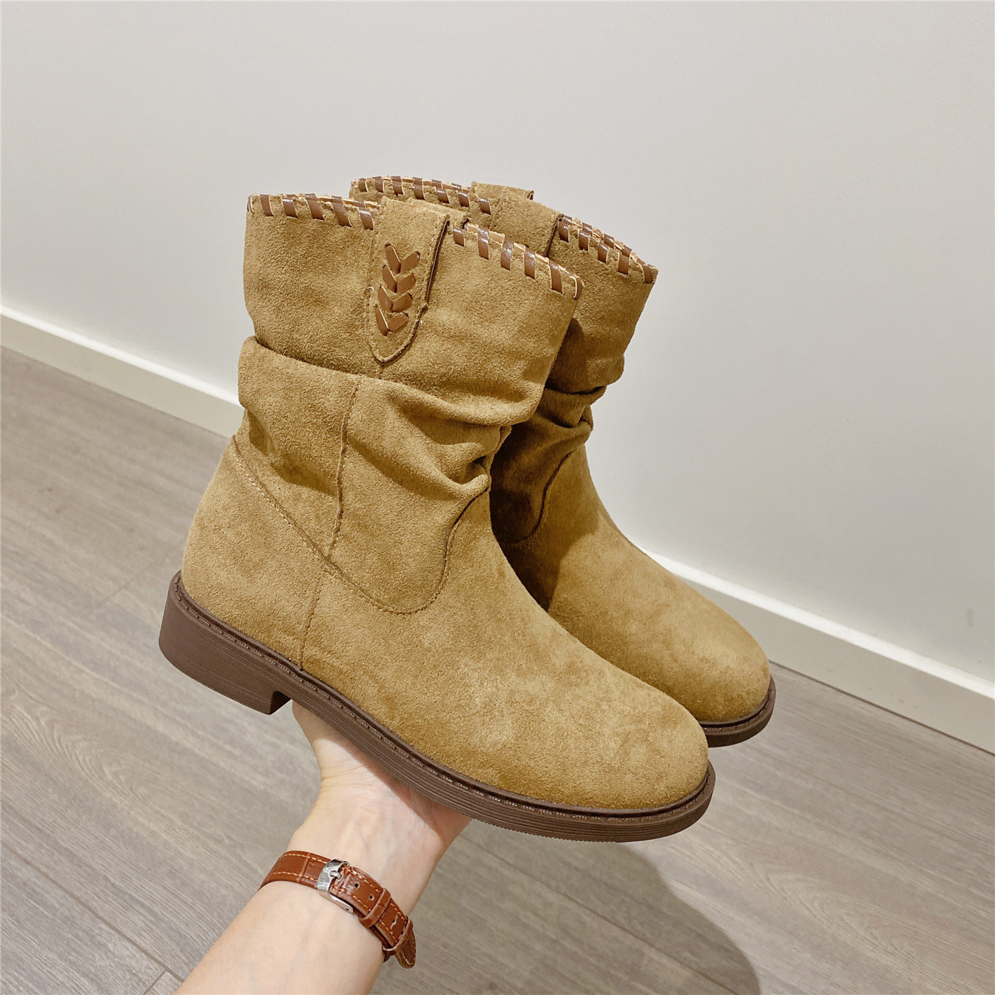 秋冬季新款复古加绒瘦瘦靴粗跟短靴马丁靴女靴2025秋季韩版骑士靴