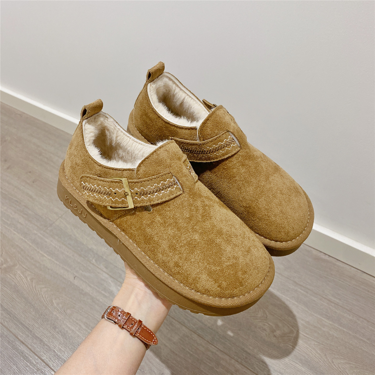 复古搭扣雪地鞋毛毛鞋加绒勃肯鞋女2025冬季新款厚底单鞋保暖棉鞋