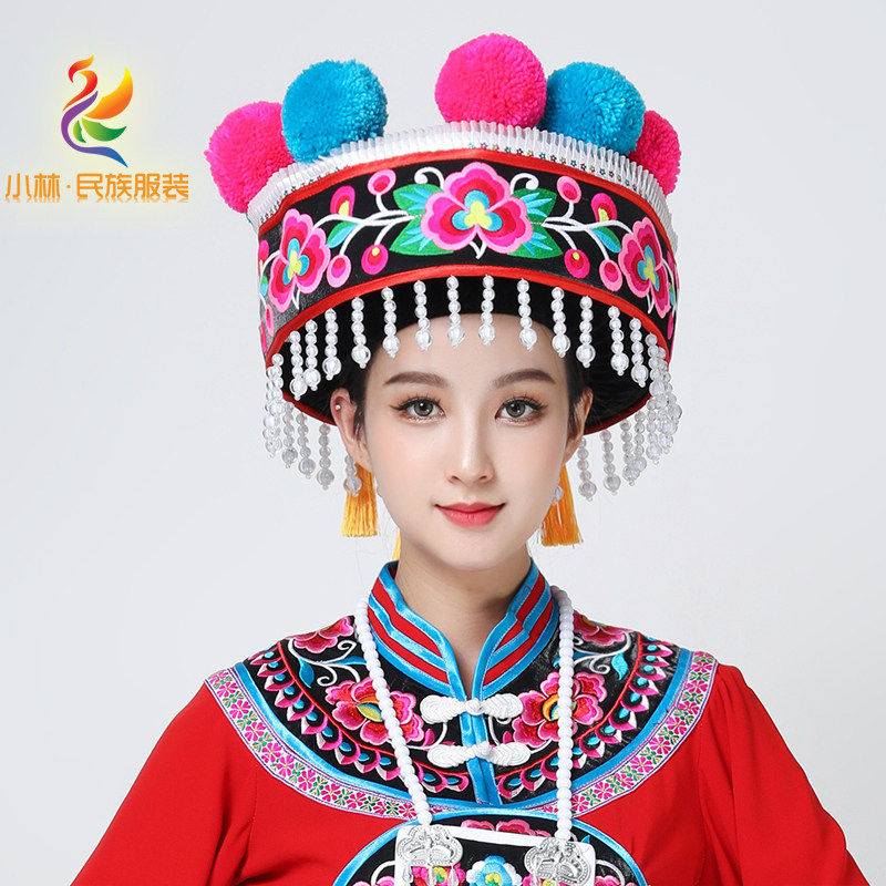 昆明发精品绣花楚雄彝族女帽牟定左脚舞蹈大毛球绣花帽子大圆盘帽