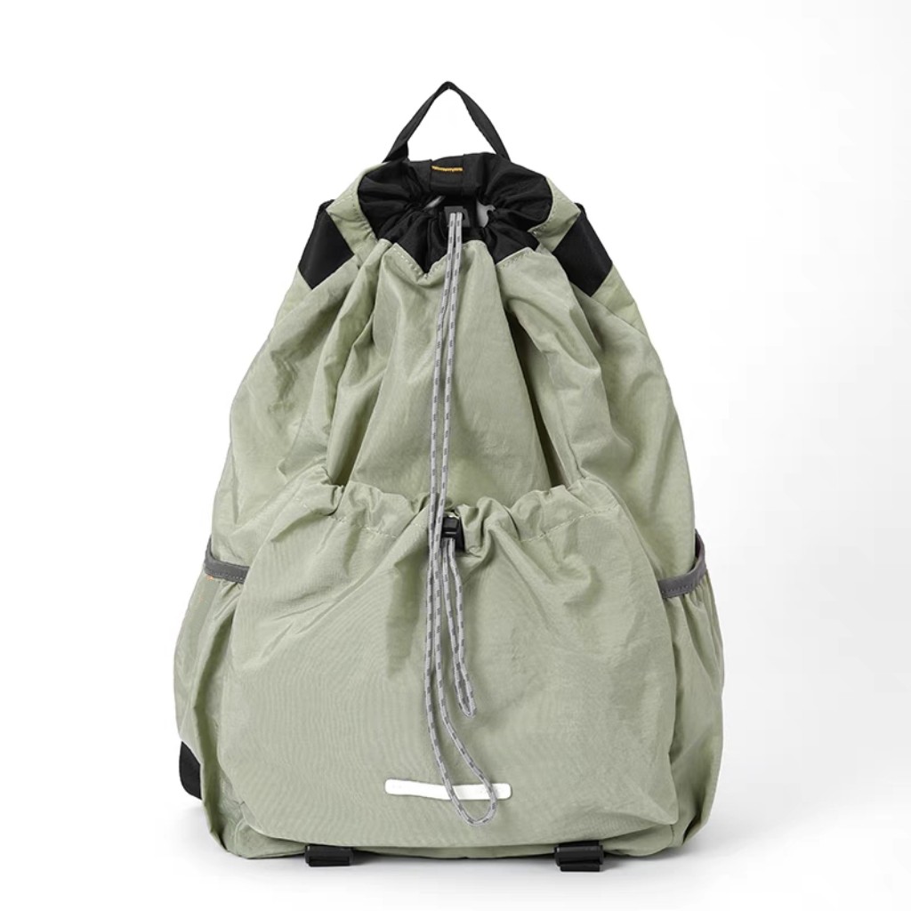 运动背包男士2025新款束口抽绳高颜值大学生通勤双肩包女旅游轻便