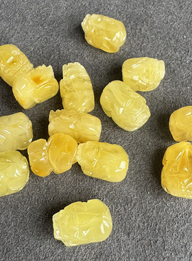 葵花宝店天然蜜蜡琥珀雕刻小皮休