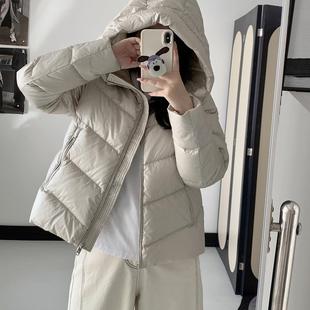 玛汀冬季经典小A短款帝人15D压光90鹅绒中厚廓型轻便连帽羽绒服女