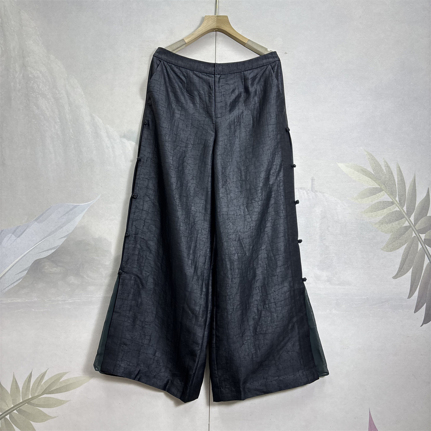 100桑蚕丝老料龟纹香云纱阔腿裤夏纯色百搭时尚气质真丝大腿裤女,女装/女士精品,休闲裤,淘宝优惠券,粉丝福利购,淘宝优惠卷