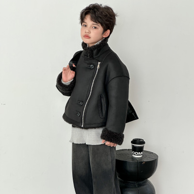 儿童皮毛一体外套冬新款男童机车服复古立领夹克短款女童皮草外套