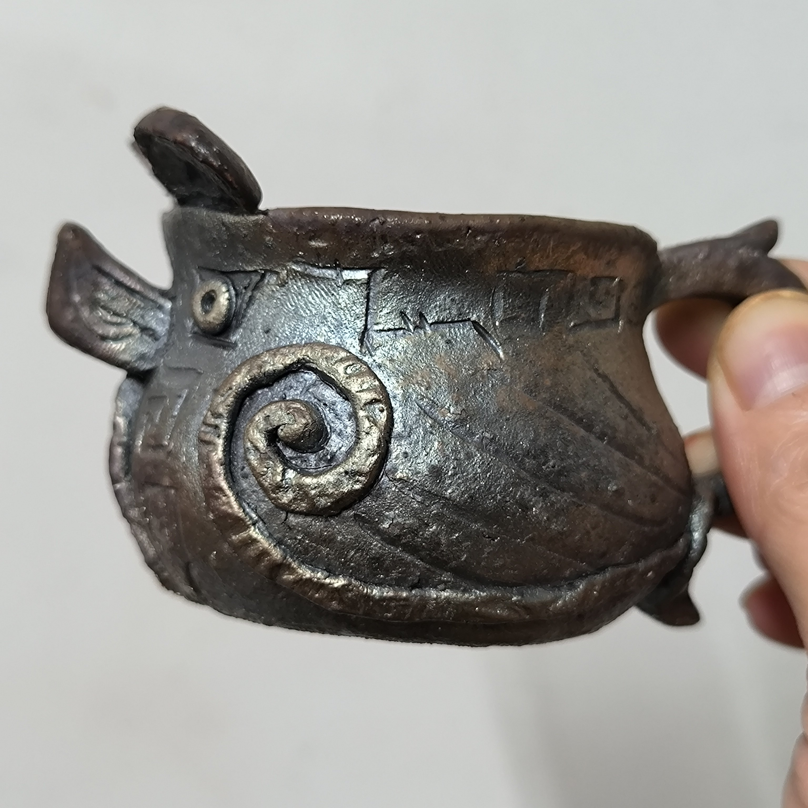 锦笔柴烧茶杯妇好鸮尊主人杯商周青铜器风格全手工捏制品茗闻香杯