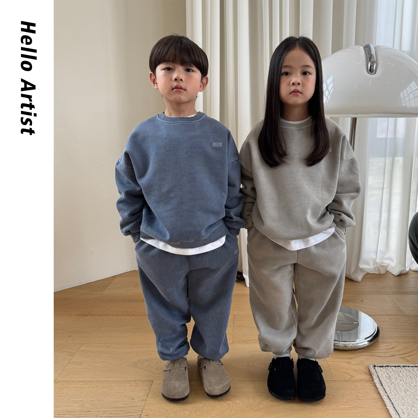 纯色字母加绒卫衣卫裤套装大童