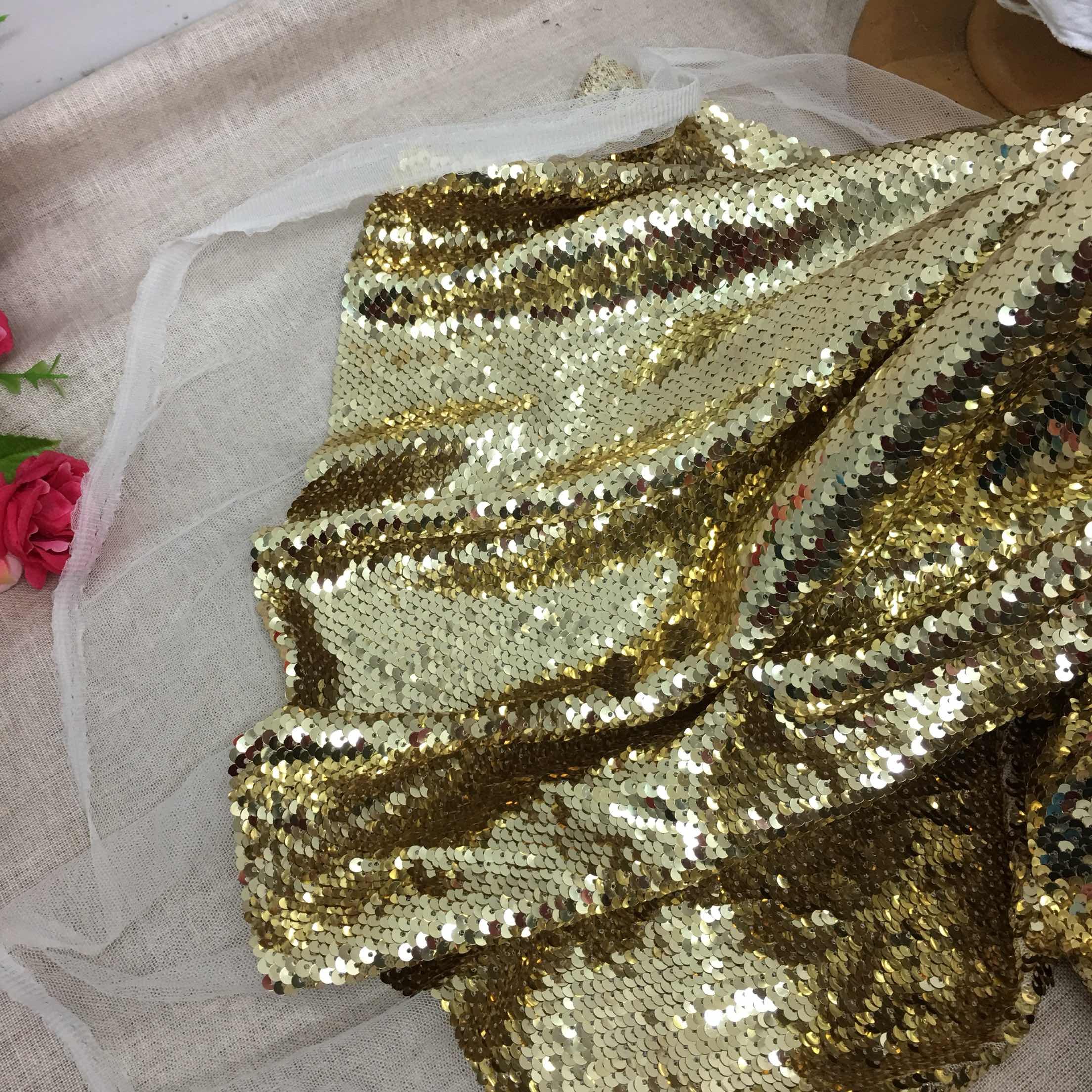 5mm轻奢华丽浅金色鱼鳞片亮片网布料面料亮丽黄色亮片鱼尾裙布料