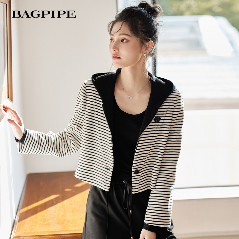 风笛2024秋季新款条纹上衣外套