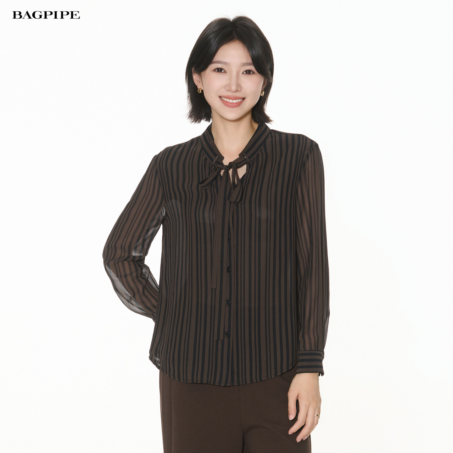 风笛2025秋季新款竖条纹细带轻薄衬衫女气质通勤轻薄长袖衬衣内搭