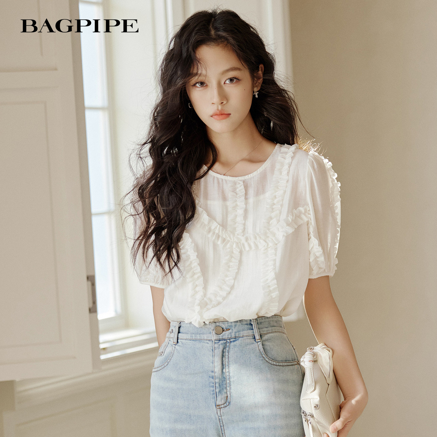 风笛2026夏季天丝木耳边短袖衬衣轻薄白色圆领温柔风通勤雪纺上衣