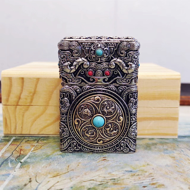 首领CHIEF盔甲煤油打火机云纹四象防风砂轮复古创意转盘解压套壳