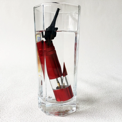 Лидер CF017 Цилиндрические портативные керосиновые огненные секретные герметизация водонепроницаемые водонепроницаемые собаки нефтяные чайники дикий туризм