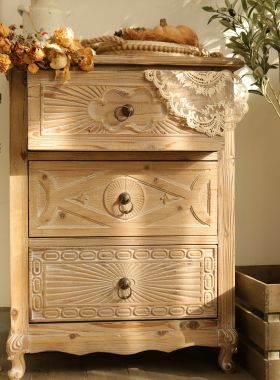 杉木矮边柜边几雕花原木色三抽柜61*35*82cm