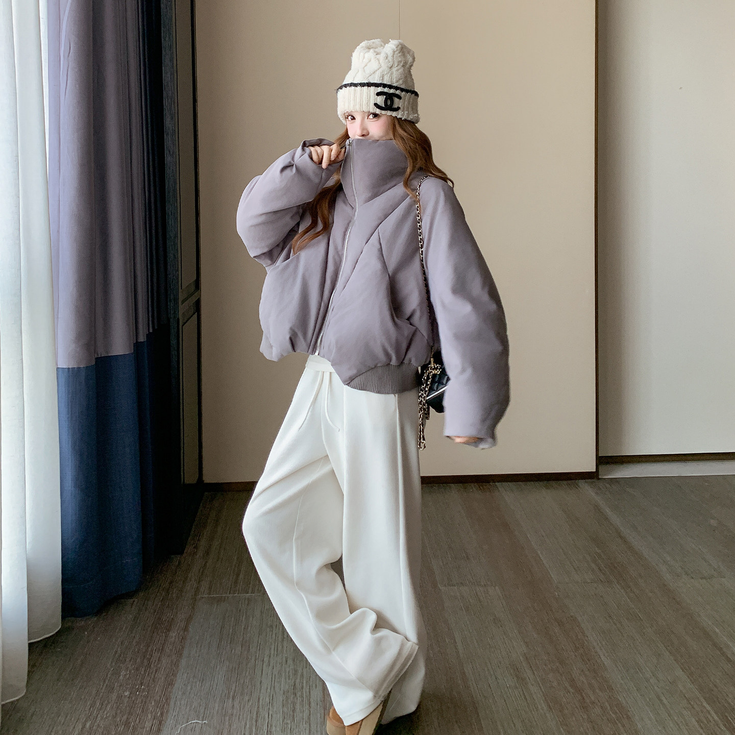 设计感紫色立领羽绒服外套女入冬2025新款白鸭绒保暖巨好看面包服,女装羽绒服,莘蕾