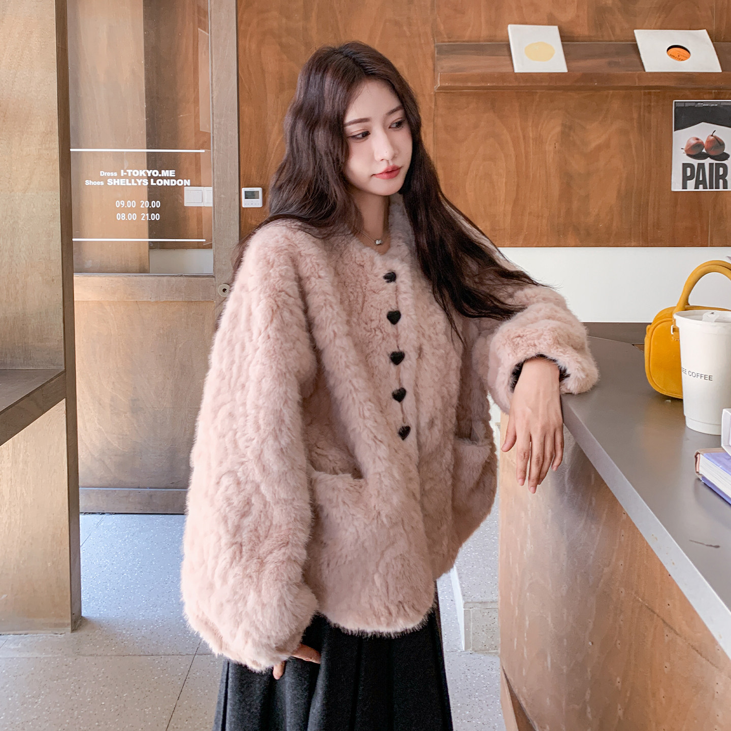 现货主推2025新款皮毛一体环保皮草减龄大衣冬1506-P175K268,女装皮草,莘蕾