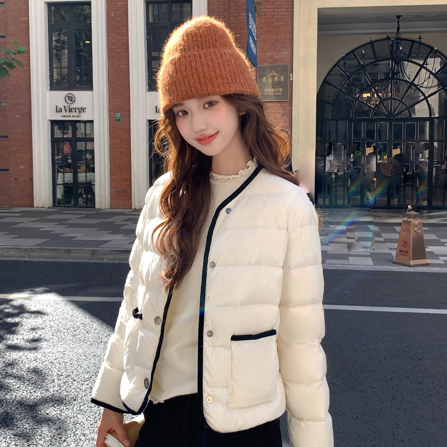 白色短款小香风洋气轻薄小羽绒服女冬季2025新款时尚薄款90绒外套,女装羽绒服,莘蕾