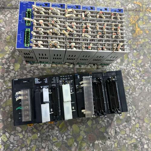 可议价PLCCJ1W-PA202 ，CJ1W-CPU23 ，