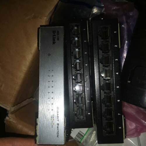 可维修7-8个d-Link dgs-108千兆交换机，无电源，机子议价