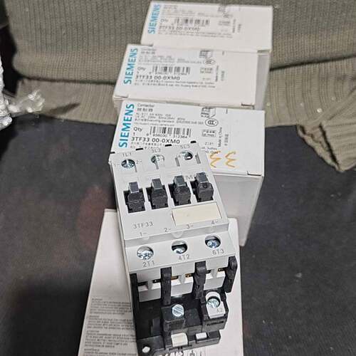 可维修西门子交流接触器3TF3300-0XM0四只，的，标价为议价
