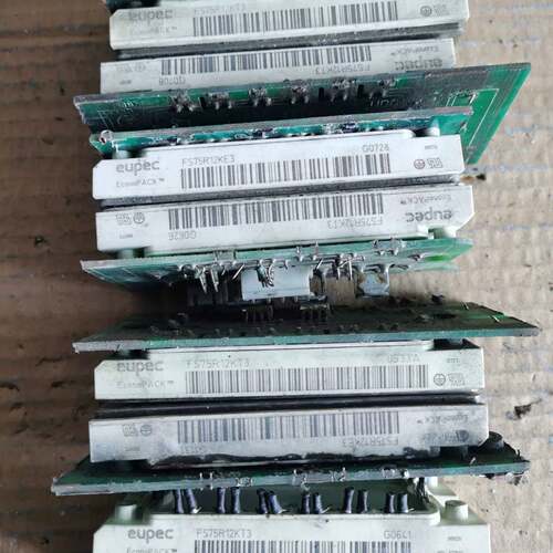 可维修模块FS75R12KT3一共9个议价
