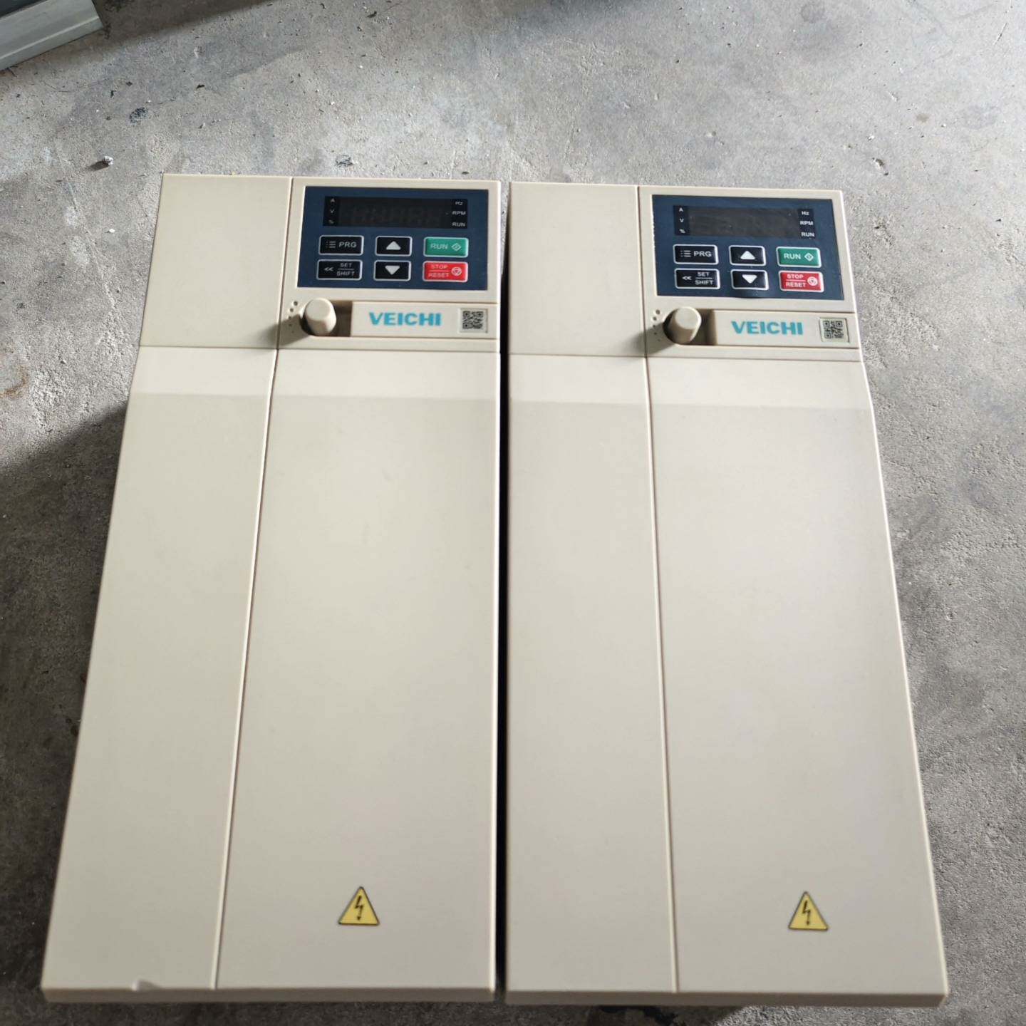 可维修伟创变频器AC10-T3-7R5G/01P-B，7.5KW/议价图片