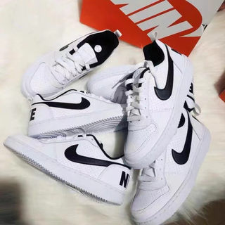 Nike Court Borough Low女子黑白低帮经典复古小板鞋839985-101