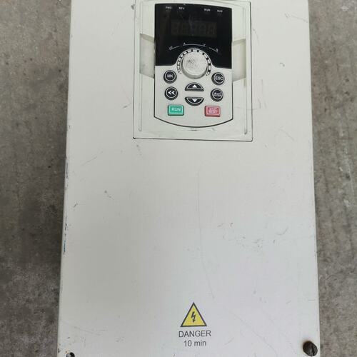 议价变频器DR300F-T3-018GDR300F-T3-015GDR300F-T3-022G