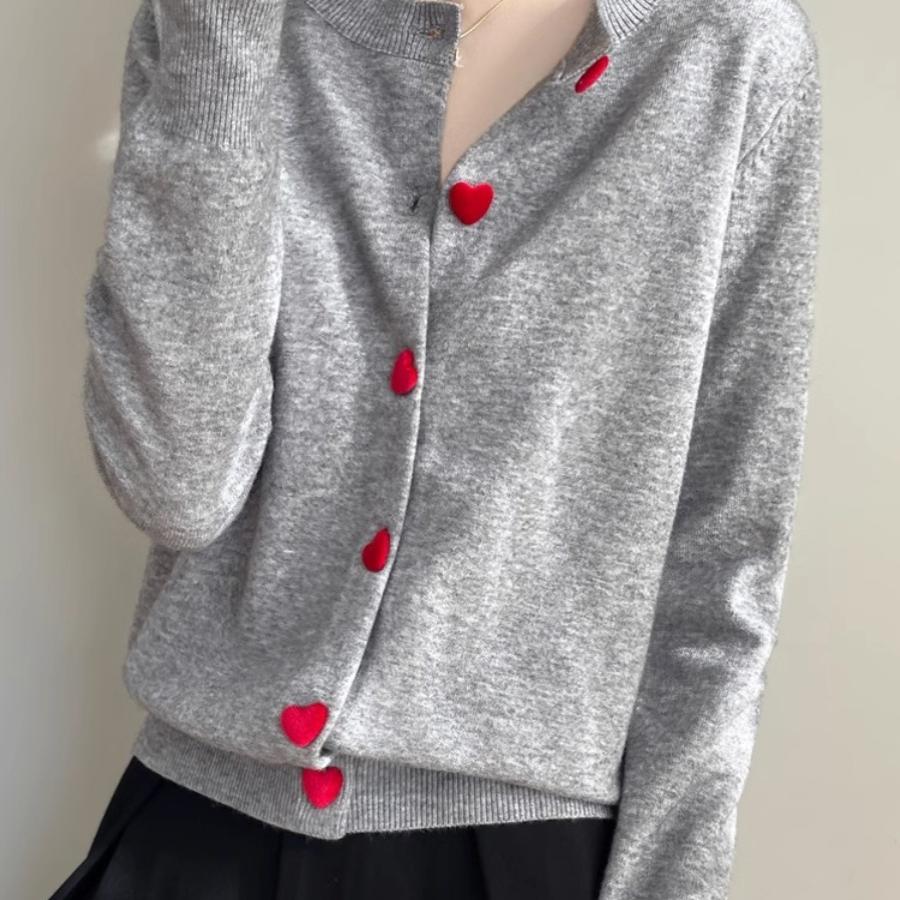 红桃心扣款式粉色圆领针织开衫