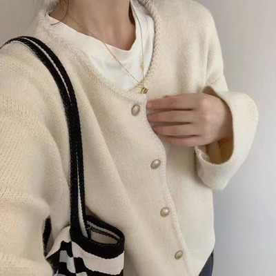 高级感短款针织外套宽松外搭上衣