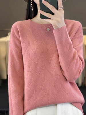 软糯时尚精致提花圆领针织衫