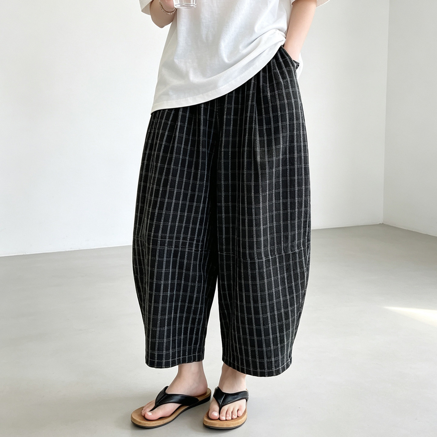 慵懒风复古棉麻格子阔腿裤女2026新款宽松显瘦九分气球弯刀休闲裤