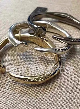 现货西班牙潮牌UNOde50钉子手镯 黑色金色银色男女情侣款欧美轻奢