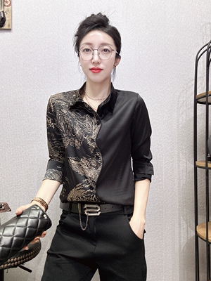 欧洲站衬衫女秋季新款欧货高级感时尚上衣长袖衬衣减龄打底衫潮