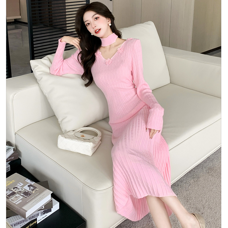高级感温柔风长款针织连衣裙