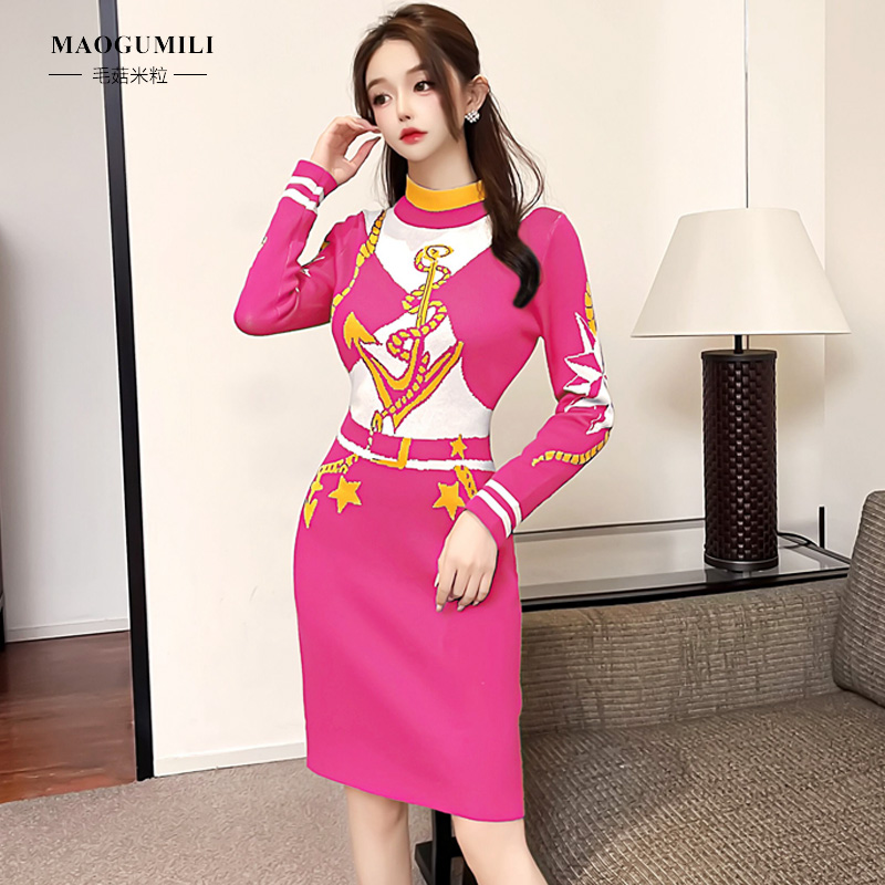 减龄印花修身中长款打底裙