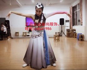藏族古典舞上海歌舞团女子群舞蹈天浴舞台演出服装表演服装定制