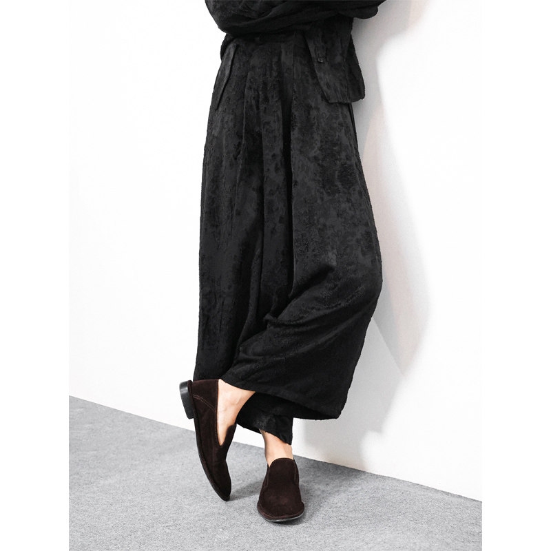 米兰客订款剪花慵懒名媛吊裆裤女