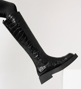 率性出镜王 高定石纹牛皮侧拉链长筒英伦风骑士靴KAKA特 伦敦秀款