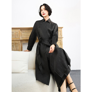 KAKA米兰柜高定莨绸香云纱翻领禅意斜襟扣腰带名媛社交战袍风衣特