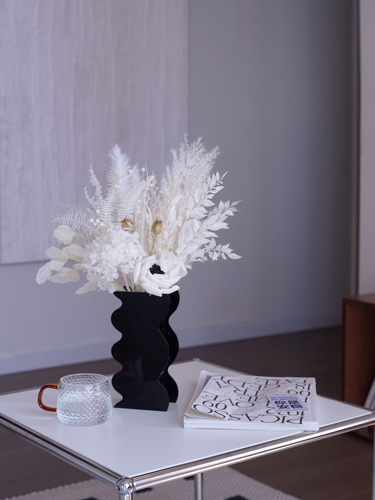 法式白色干花摆件黑色花瓶轻奢