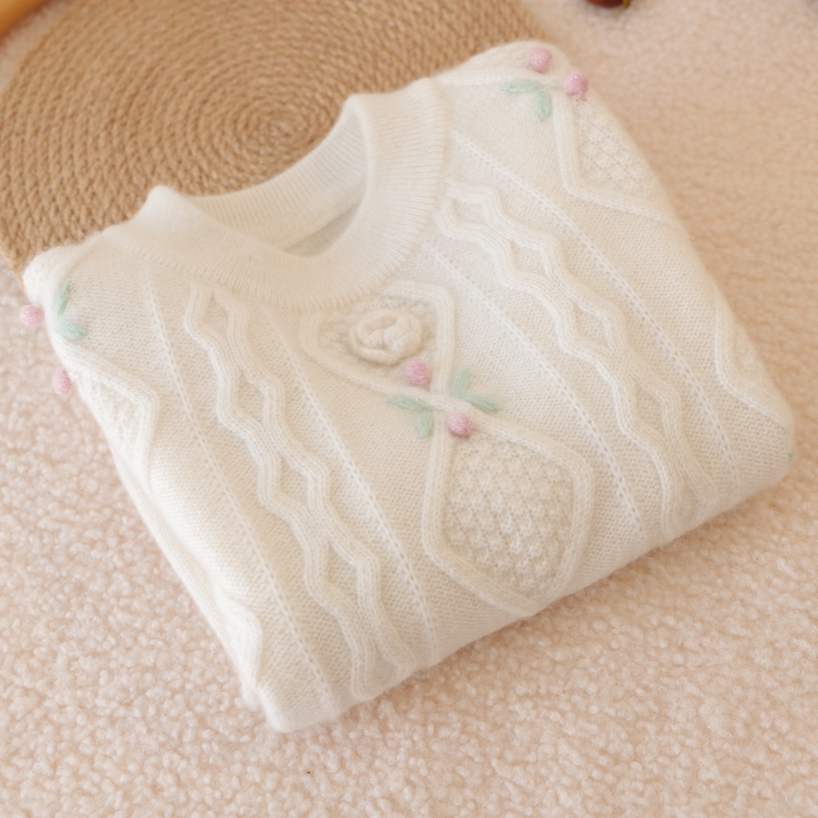 康赛妮纯儿童羊绒衫女童毛衣打底高端童装手工绣花宝宝婴儿针织衫