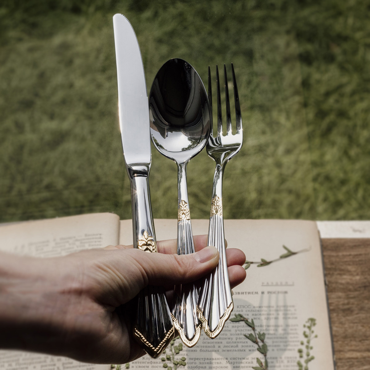 304不锈钢法式蕾丝复古浮雕刀叉勺4件套装/薰衣草花语/半金色,餐饮具,西餐餐具套装,淘宝优惠券,粉丝福利购,淘宝优惠卷