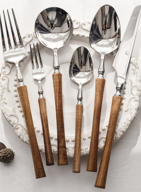 304不锈钢ins法式刀叉勺复古风小蛮腰轻奢木柄勺叉甜品勺水果叉
