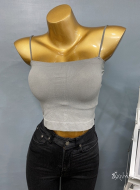 chao好穿~凹造型bi备洋气带胸垫一体式平领吊带简约ins打底背心女