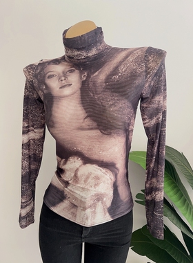 chao柔亲肤～显高级 双层网纱人物时髦高领长袖T恤打底衫修身上衣