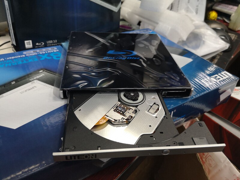 LIANXING EB1 BLU-RAY 버너는 4K 고화질 광학 드라이브 USB3.0 휴대용 버너 대용량 굽기를 굽습니다